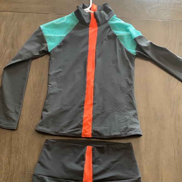 Touche set for Swimming and Exercise - Picture 6 of 7